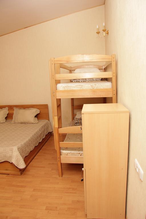 Rafael Hostel เยเรวาน ภายนอก รูปภาพ